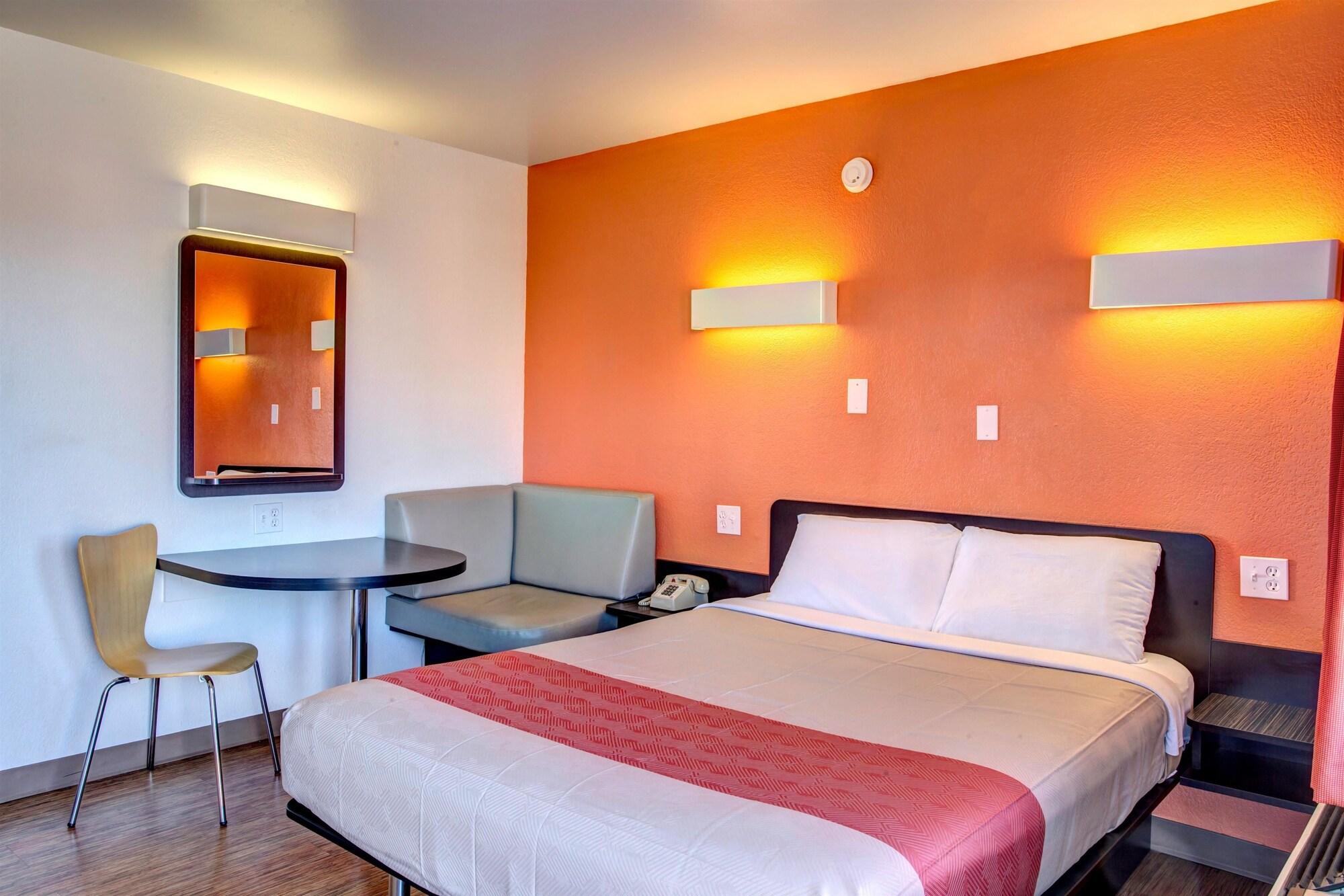 6-murfreesboro, Tn Hotel