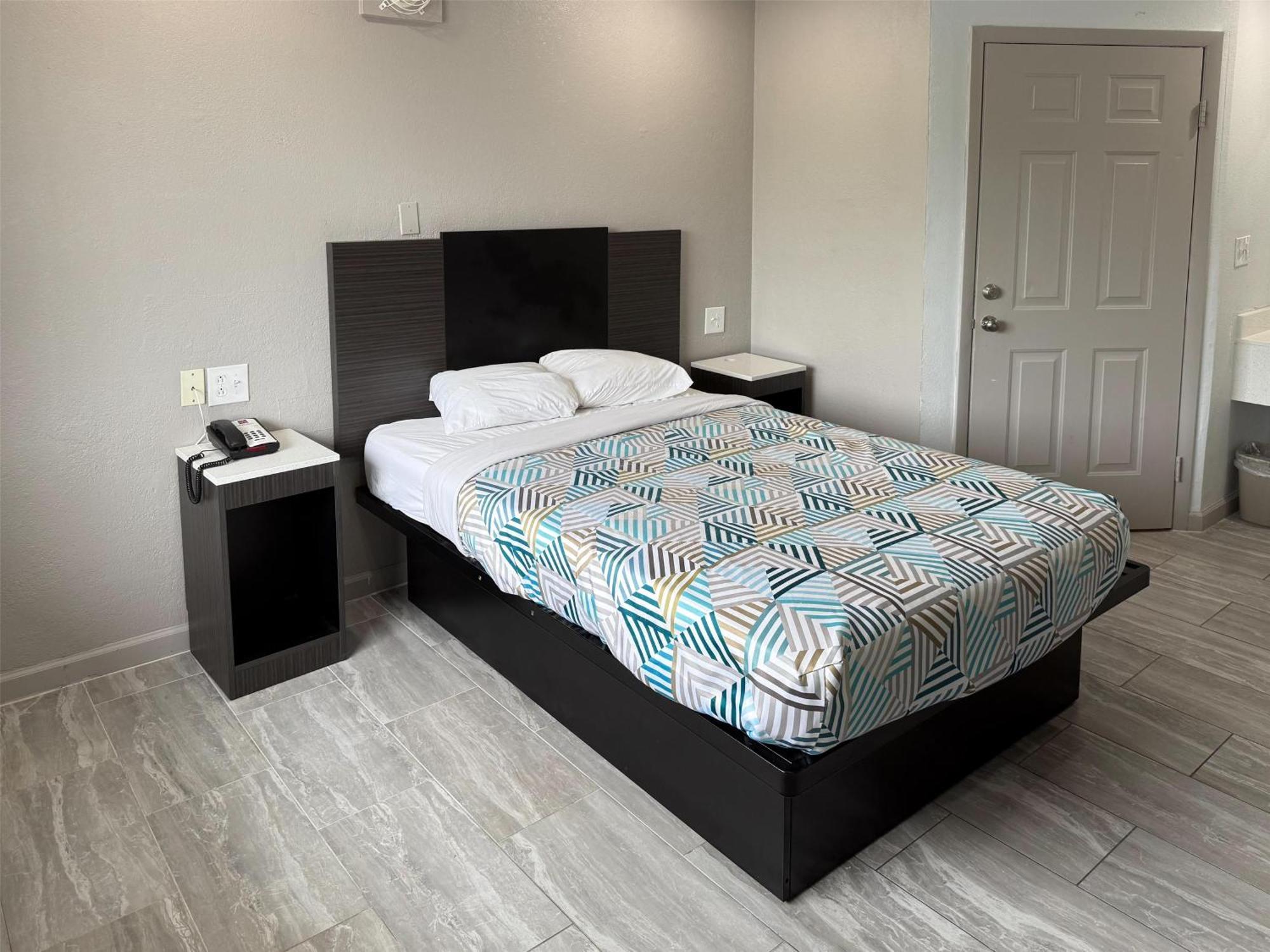 Hotel 6-murfreesboro, Tn 2*