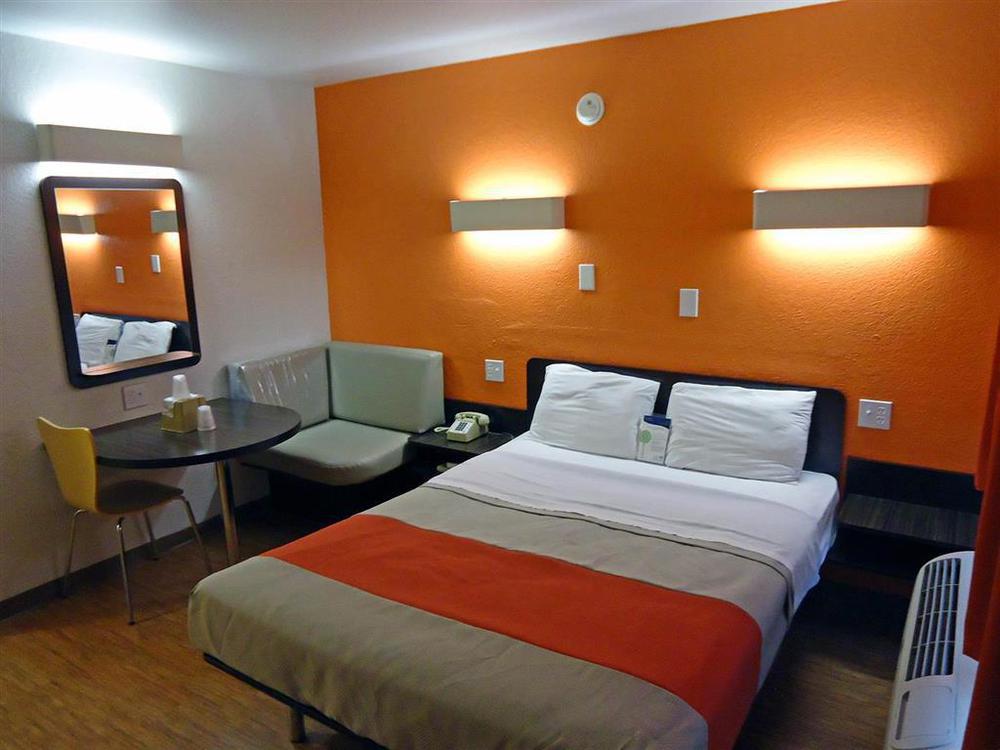 Hotel 6-murfreesboro, Tn Murfreesboro
